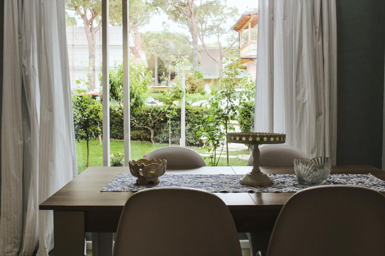 Ivy Lalzi Bay Beach House ดูร์เรส ภายนอก รูปภาพ