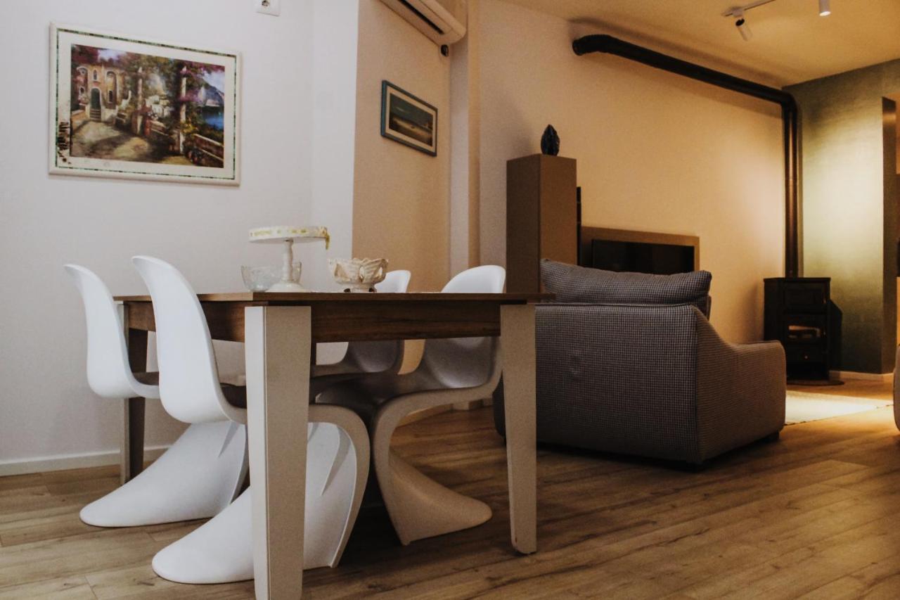 Ivy Lalzi Bay Beach House ดูร์เรส ภายนอก รูปภาพ